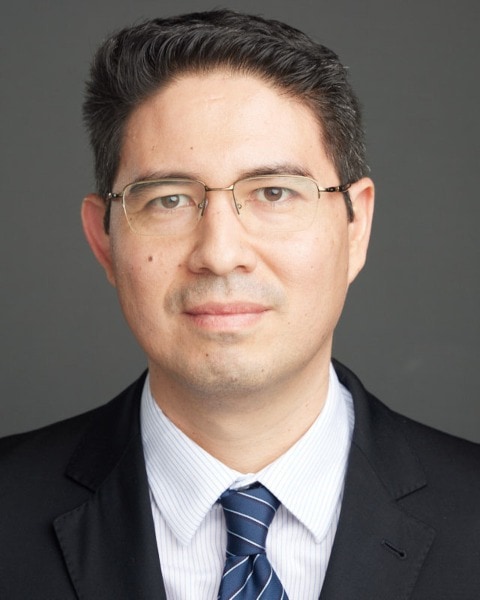 Headshot of Paulo Kuriki