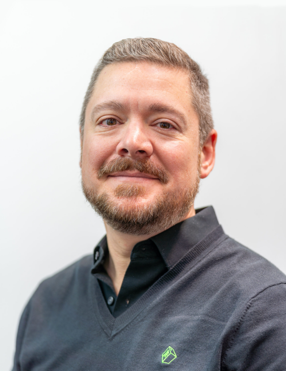Headshot of steve deaton