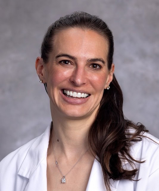 Dr. Jennifer Fernandez, a registered dietitian and medical doctor, attending the SIIM Annual Meeting, showcasing her expertise in medical imaging and nutrition.