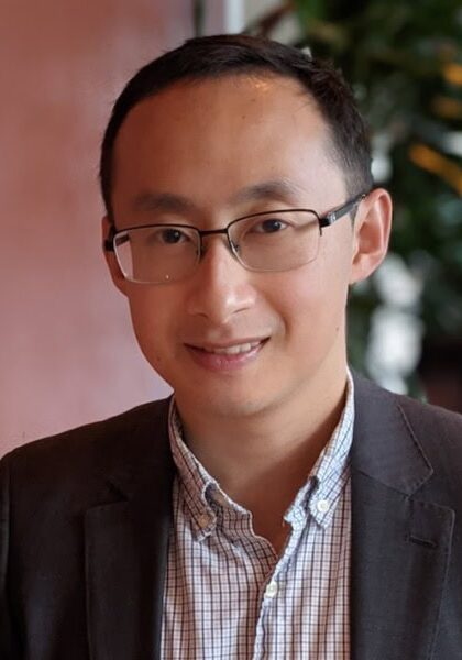 Dr. David Chen, a leading radiologist, presenting at the SIIM Annual Meeting, showcasing advancements in medical imaging technology and AI-driven diagnostics.